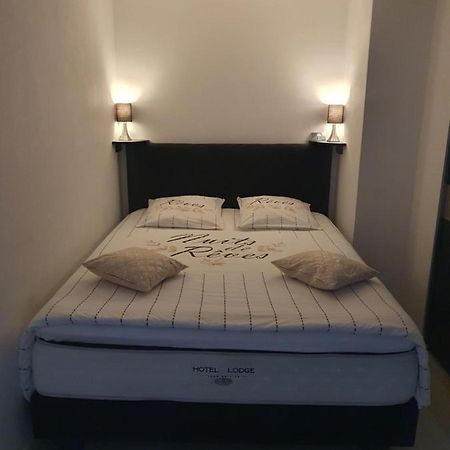 Appartement Cosy Proche De L'Aeroport T R A N S F E R T Sur Demande Saint-Denis Kültér fotó