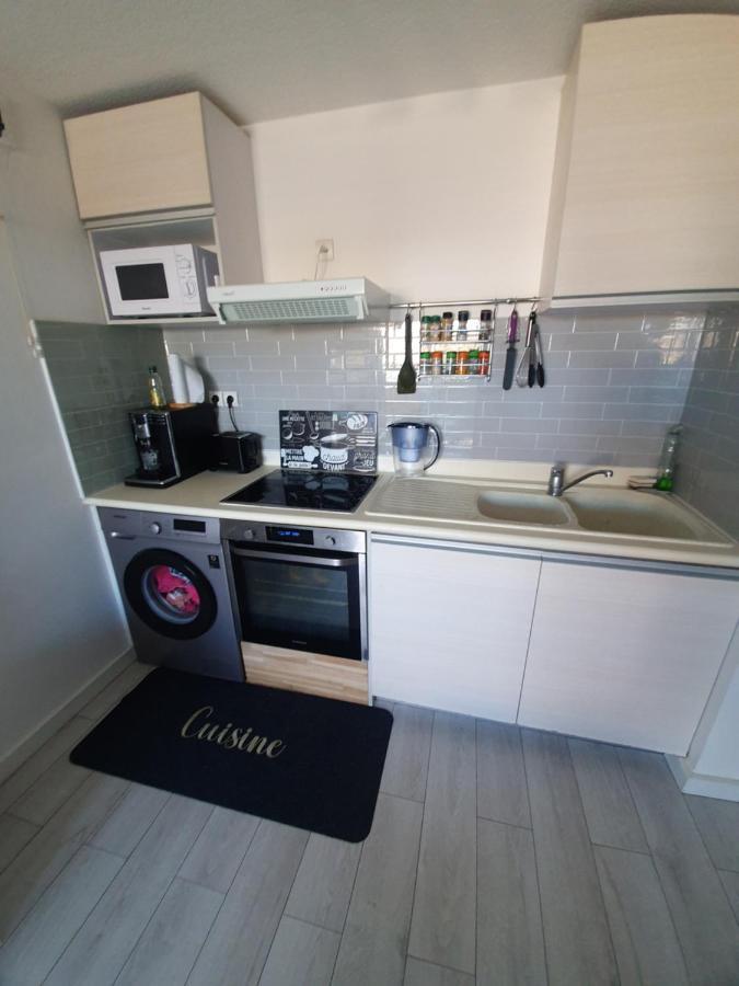 Appartement Cosy Proche De L'Aeroport T R A N S F E R T Sur Demande Saint-Denis Kültér fotó